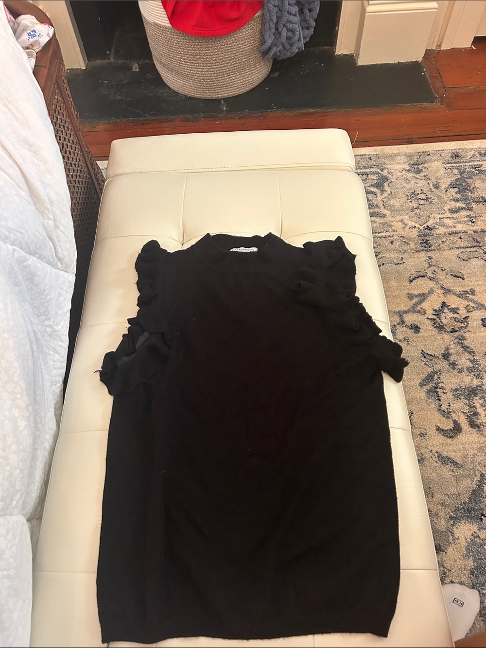 Carmen Marc Valvo Black Ruffle Sleeve Tank Top